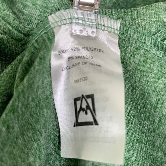 Avalanche Outdoor Apparel Green Base layer long sleeve compression shirt size M - Picture 5 of 7